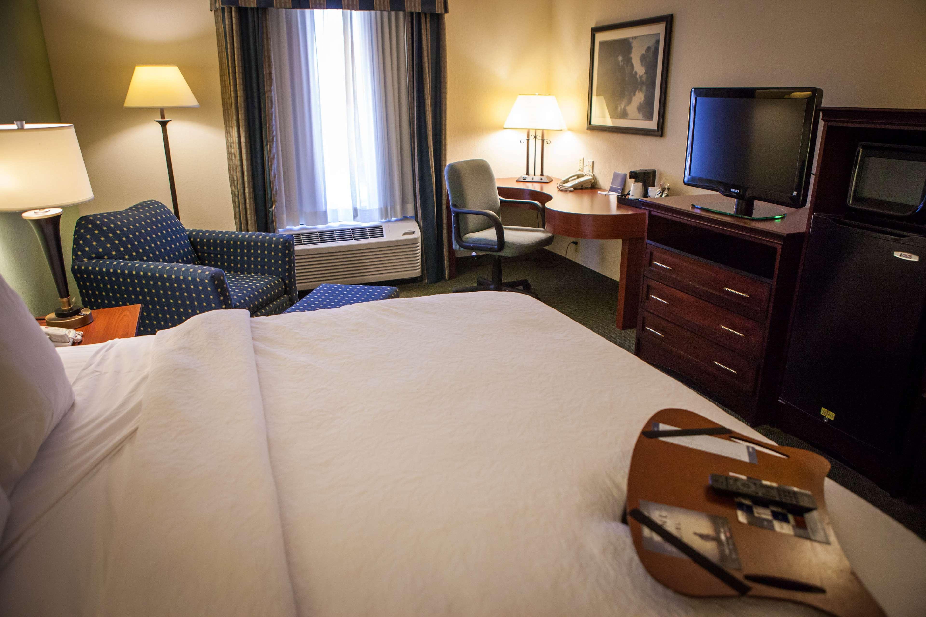 Hampton Inn & Suites, Springfield Sw מראה חיצוני תמונה